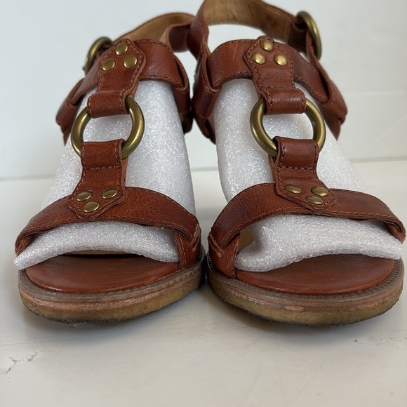 Frye Mandy T Strap brown leather up gladiator gold hardware open toe sandal cone - Picture 3 of 16